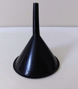 Petit entonnoir de laboratoire