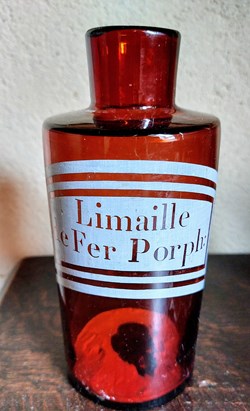 SN - Limaille de fer Porph: bouteille verre ambré