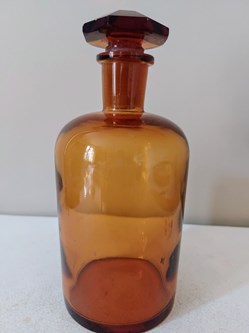 Flacon 19 cm verre ambré