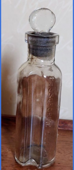 10 - Flacon de Pharmacie Phosoforme Gouttes