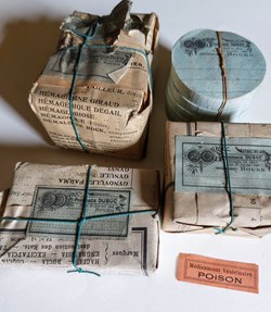 Phie DUBUC étiquettes de médicaments divers