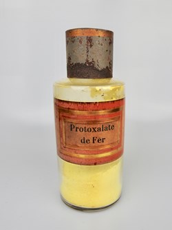 Flacon en verre petit modèle Pharmacie RAVASSE