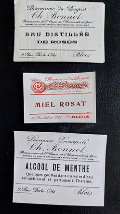 Phie Ch. BONNET /Étiquettes.