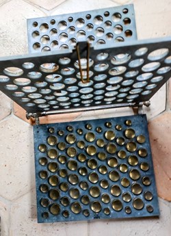 Cacheteur / moule à cachets Azymes