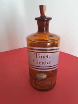 Tinctura Cicutæ ou Tinct : Cicutæ