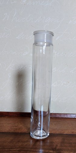 18 - Flacon cylindrique étroit 30 cl