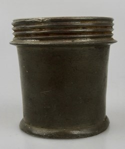 POT à Onguent en étain