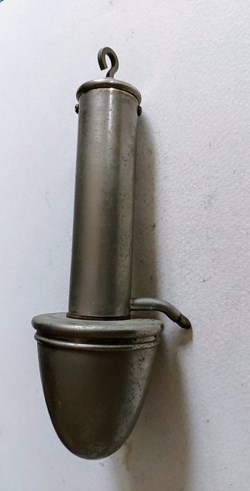 Materiel de Laboratoire en étain