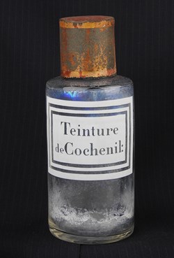 Flacon en verre petit modèle étiquette blanche Pharmacie RAVASSE