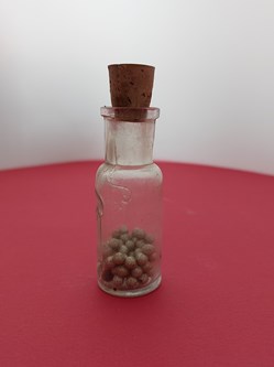 Pillules argentées