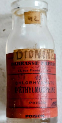Chlorhydrate d'Ethylmorphine - DIONINE  Flacon 15 g