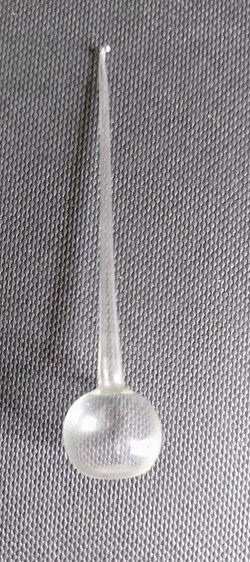 BOULE en verre étiré ?