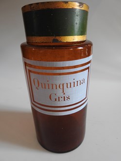 Quinquina Gris