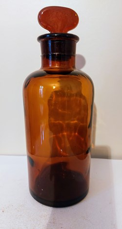 Flacon 22 cm verre ambré