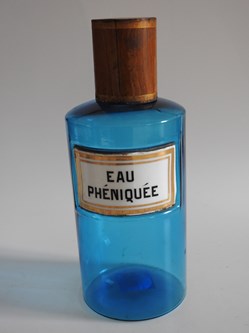 EAU PHÉNIQUÉE flacon G.M.