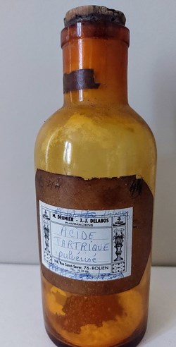 ACIDE TARTRIQUE PULVÉRISÉ / Flacon verre ambré 18 cm