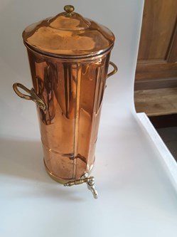 Diffuseur à sirop avec couvercle