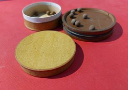 Rouloir bi-face et pilules