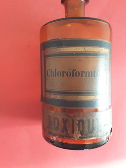 Chloroformum