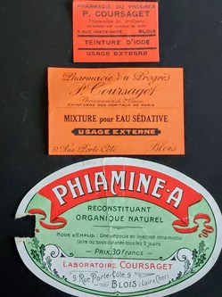 Phie Coursaget / étiquettes de Pharmacie