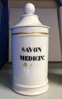 SAVON MEDICIN: