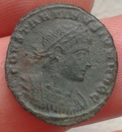 306/364 - LES CONSTANTINIENS - Constantin II - Nummus