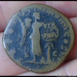 96/192 - ANTONINS- LUCIUS VERUS - Dupondius