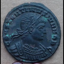 306/364 - LES CONSTANTINIENS - Constantin II - nummus
