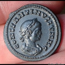 306/364 - LES CONSTANTINIENS - Constantin II - nummus