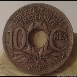 1923