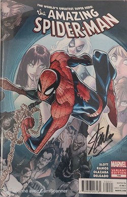 The Amazing Spider-Man #700 Siogné par Stan Lee.