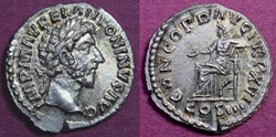Marcus Aurelius Denarius, RIC 137 var. Concordia