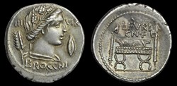 RRC 414/1, L. Furius Cn.F Brocchus Denarius