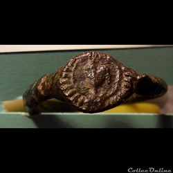 Bague de promesse médiévale - un cœur!!