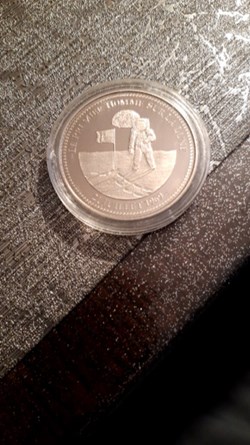 Medaille Le premier homme sur la lune