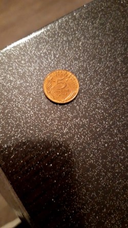 5 centimes 1998 abeille Marianne