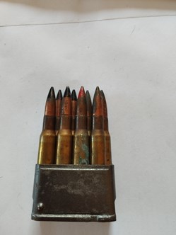 Clip garnit de 8 cartouches de 30-06