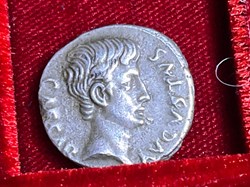 Denar des Augustus