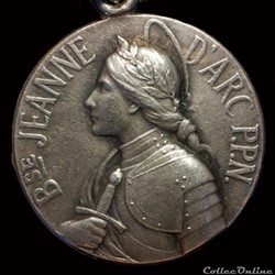 Pendentif médaille