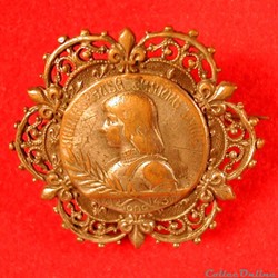 Broche