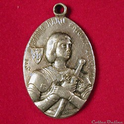 Pendentif médaille