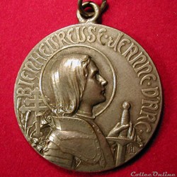 Pendentif médaille