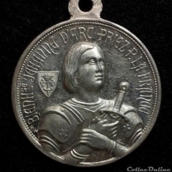 Pendentif médaille