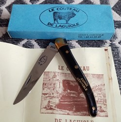 Le couteau de Laguiole au taureau