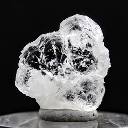8 - Beryllonite