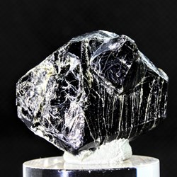9 - Fluoro-Richterite