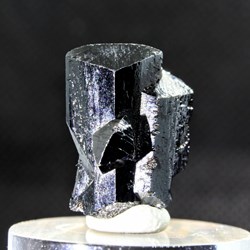 9 - Ilvaite
