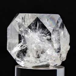 9 - Fluorapophyllite-(K)