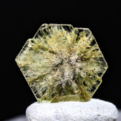 4 - Chrysoberyl - 4.BA.05