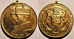 George V & Mary - 1935 Official Silver Jubilee Gilt Medal - South Africa